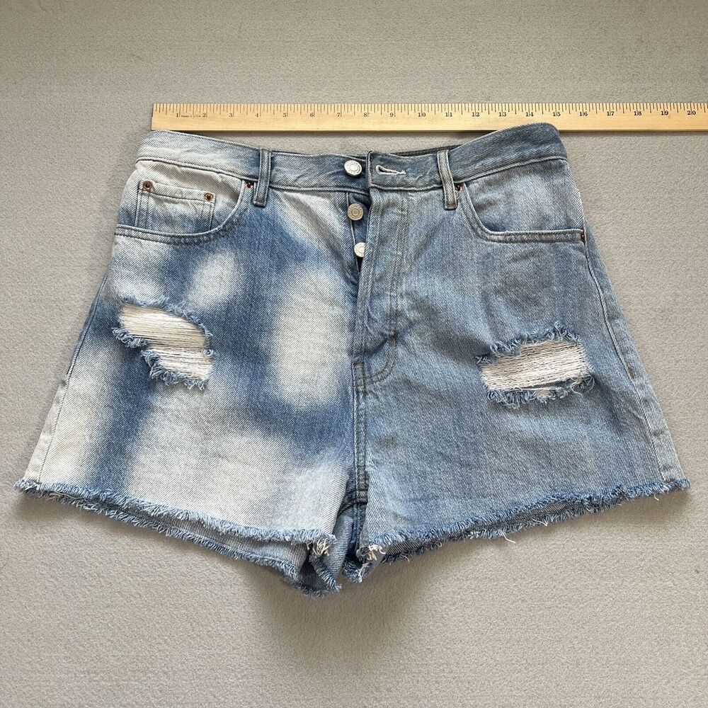 Pacsun Women's Distressed Button Fly Ultra High Rise Vintage Short. Size 28